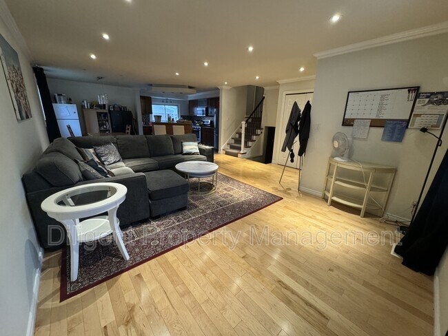 Photo du bâtiment - 1326 Hopewell Ave