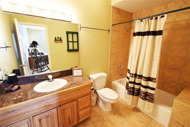 Building Photo - 54 Ensign Dr