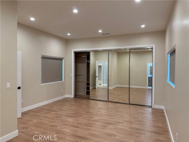 Foto del edificio - 820 E Tujunga Ave
