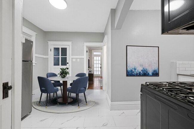 Foto del edificio - 1514-1518-1518 McCausland Ave