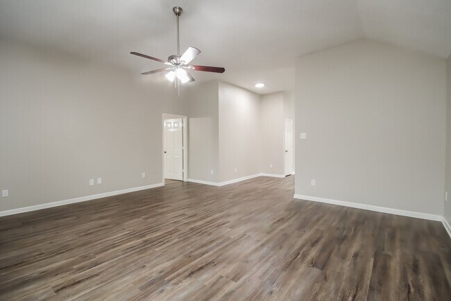 Foto del edificio - 2439 Sandy Fields Ln