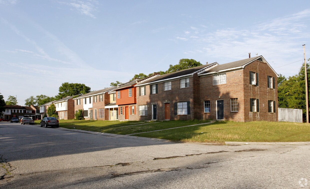 Primary Photo - Ashley Shores Apartments