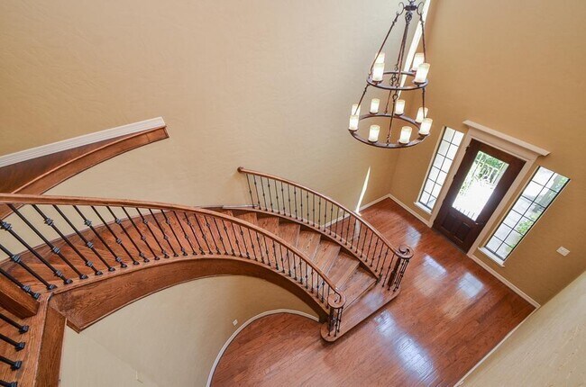 Foto del edificio - 19 Sweetwater Ct