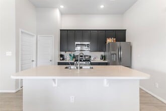 Building Photo - 14930 Spg Frst Ln