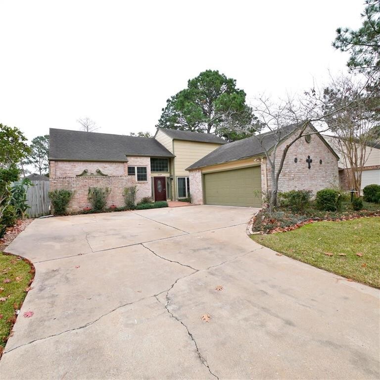 Primary Photo - 1119 Rennie Dr