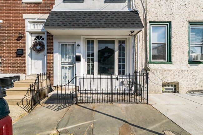 Parte frontal exterior - 3521 Indian Queen Ln