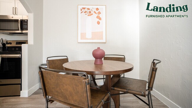 Foto del edificio - 2255 W Orange Grove Rd