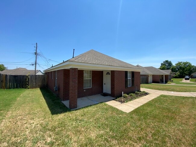 Building Photo - 4410 Kings Valley Cove W