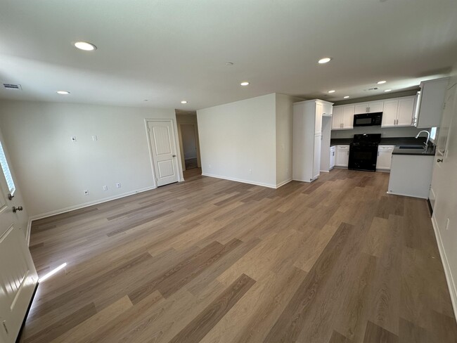 Foto del edificio - 2266 W Mill St