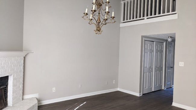 Building Photo - 5509 Estates Ct