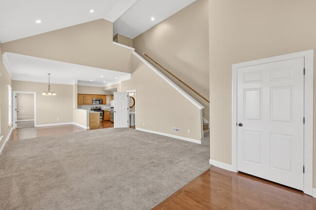 Building Photo - 922 Bracken Trail