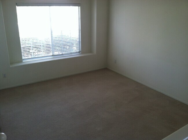 Foto del edificio - 8617 Beaver Dr