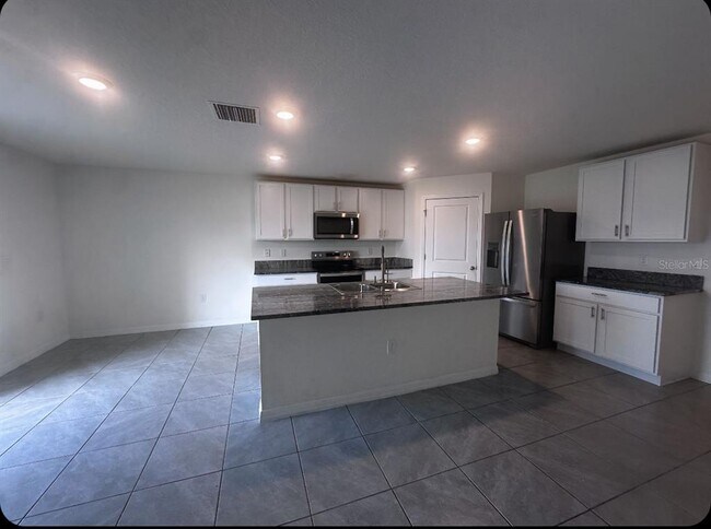 Building Photo - 37237 Sharks Eye Ln