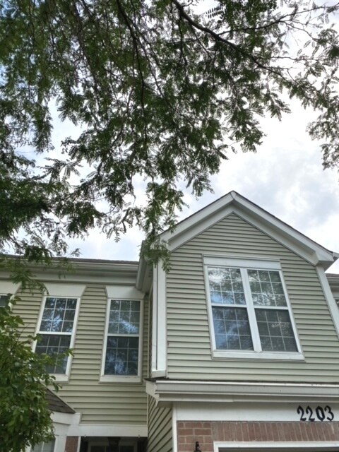 Foto del edificio - 2203 Rossiter Pkwy