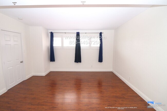 Foto del edificio - Charming 4 Bed, 2 Bath with Private Balcon...