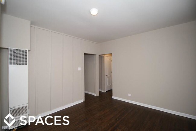 Building Photo - 1 br, 1 bath  - 3419 N Elaine Pl 3425-1EA