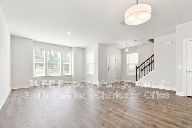 Foto del edificio - 803 Lachicotte Creek Dr