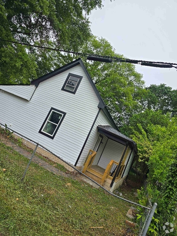 Building Photo - 5853 Maiden Ln