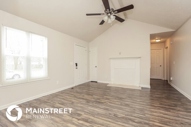 Building Photo - 1143 Woods Edge Dr