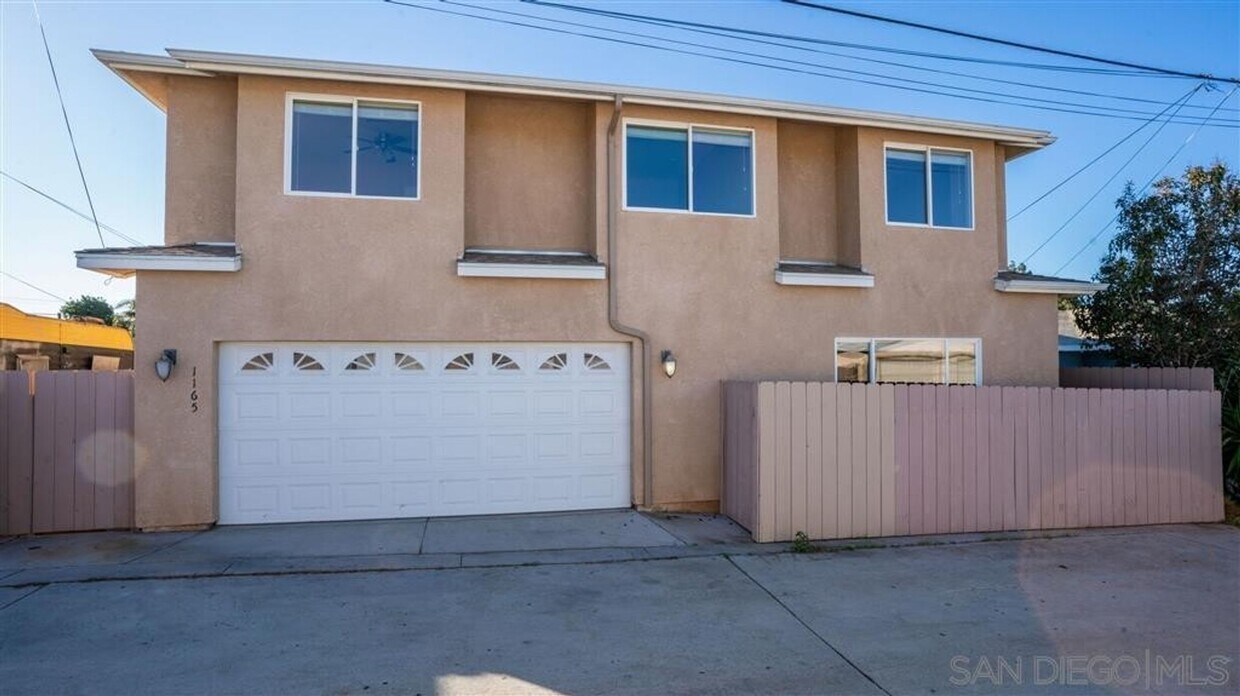 Imperial Beach - Beautiful 4 bedrooms and... - Imperial Beach -  Beautiful 4 bedrooms and...