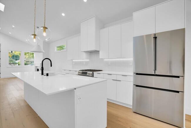Foto del edificio - 4250 Neosho Ave