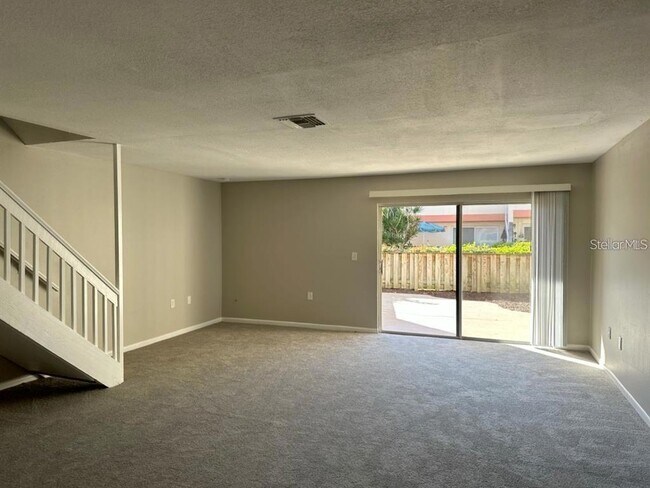 Foto del edificio - 5855 16th St S
