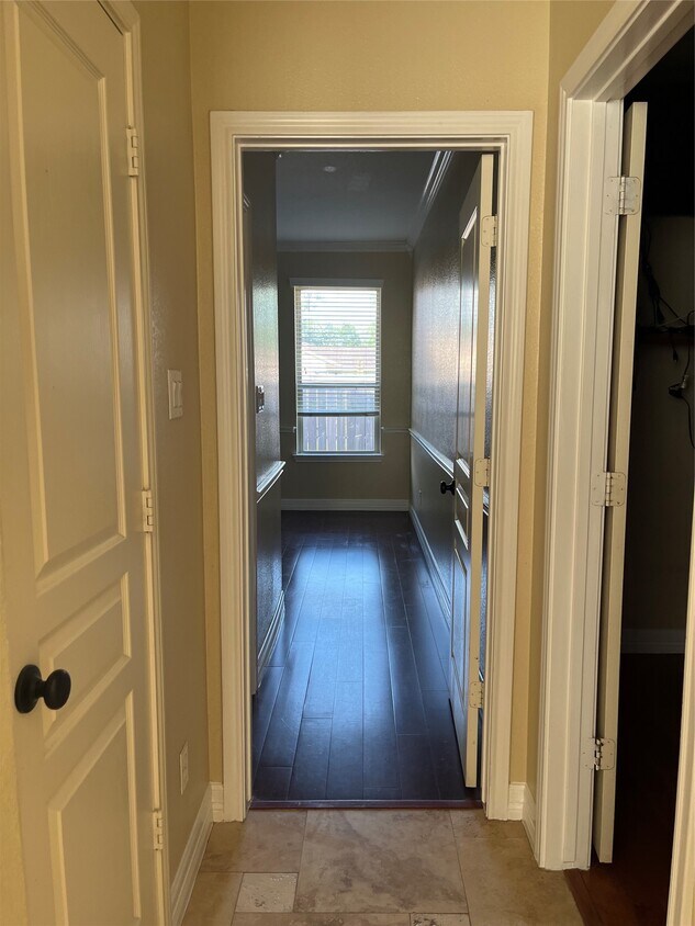 Foto del edificio - 418 Fall Creek Dr