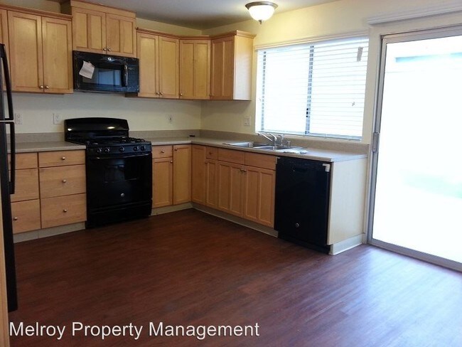 Building Photo - 1017 Greenfield Dr