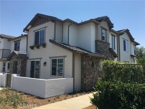 Building Photo - 18084 Burke Ln