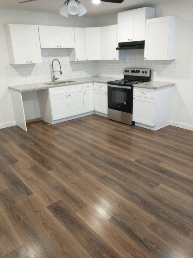 Foto del edificio - 614 Barberry St