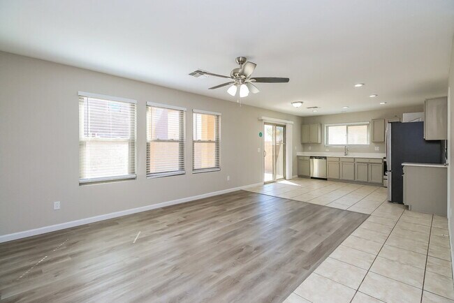 Foto del edificio - 3453 S Chaparral Rd