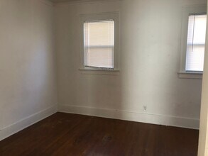 Building Photo - 2333 5th St