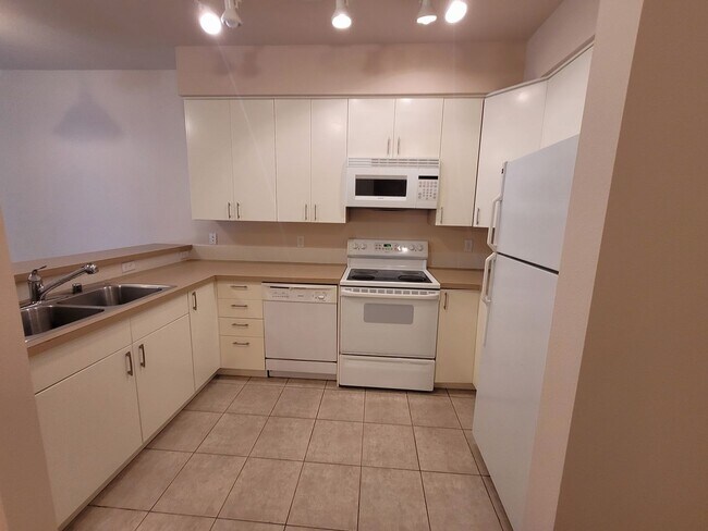 Foto del edificio - Tranquil One Bedroom Condo in central location - Gladstone