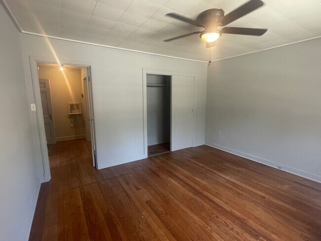 Foto del edificio - 1209 Flint St