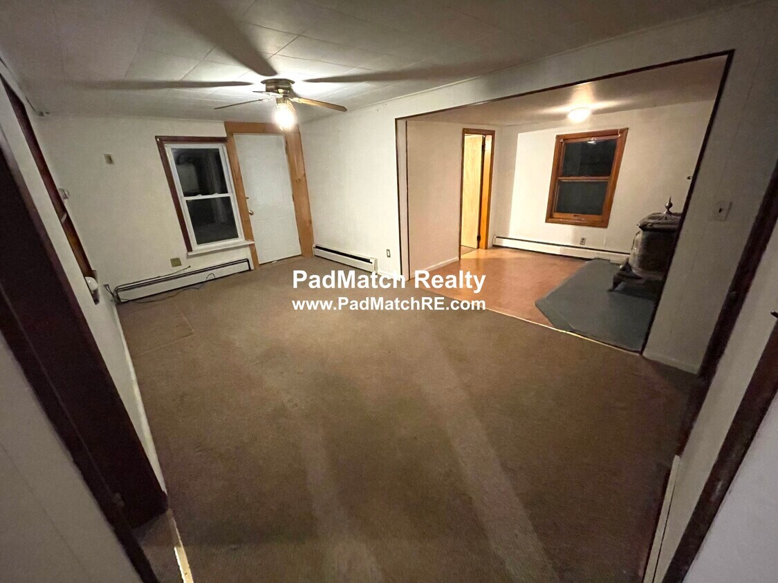 33 Lens St Unit 1, Southbridge, MA 01550 Condo for Rent in