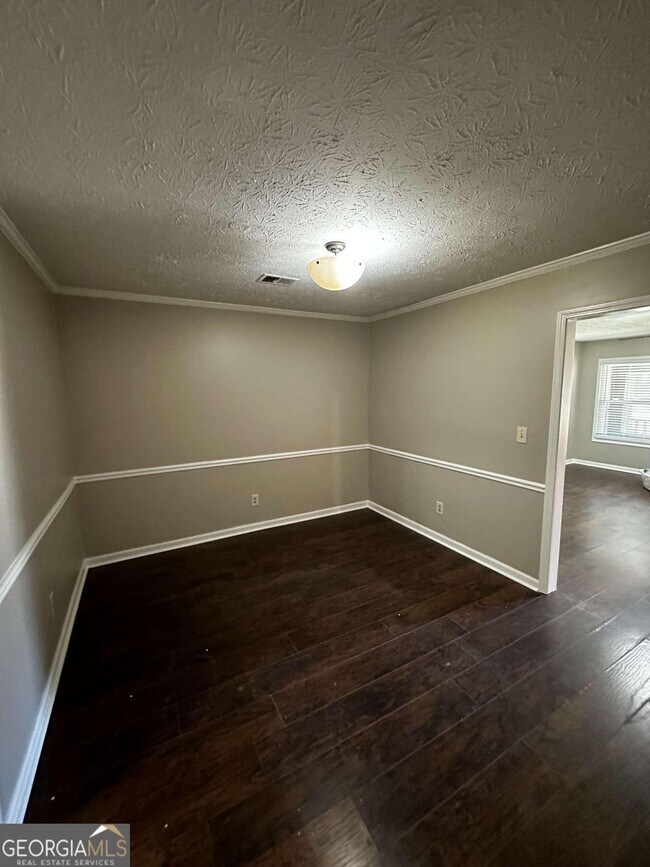 Building Photo - 2626 Country Trace SE