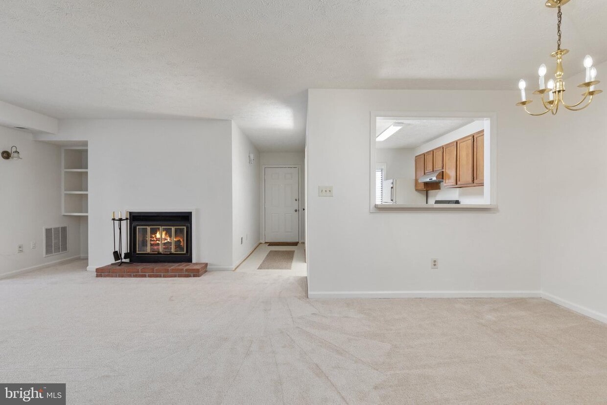 2291 Hunters Run Dr, Reston, VA 20191 Apartment for Rent in Reston