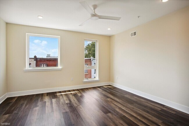 Foto del edificio - 5 br, 4 bath Duplex - 2009 N 17th St Unit 112