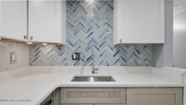 Foto del edificio - 4800 Ocean Beach Blvd