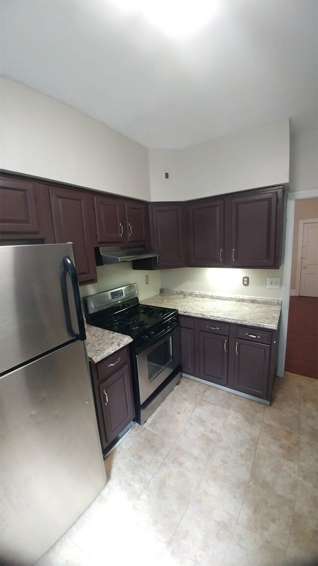 Building Photo - 1415 Sandusky St