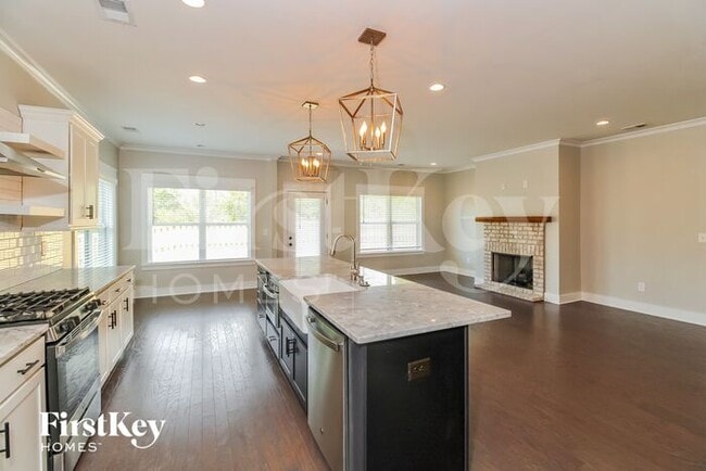 Building Photo - 1433 Woodridge Pl