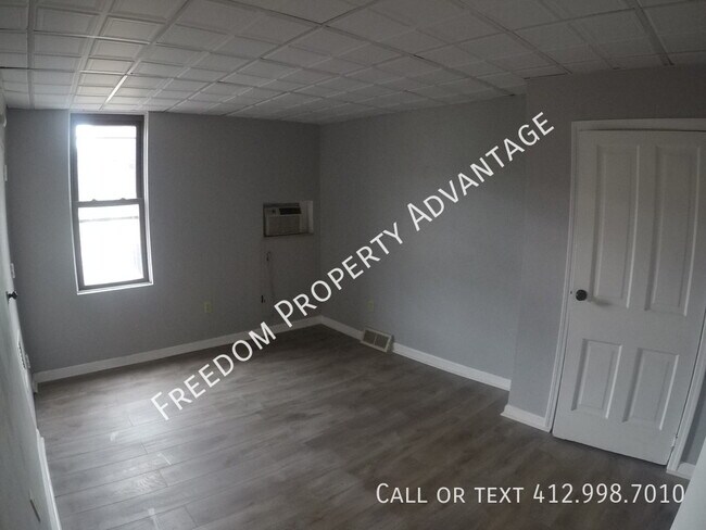 Building Photo - 129 S 17th St