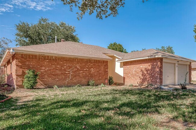 Foto del edificio - 1842 Freshmeadow Dr