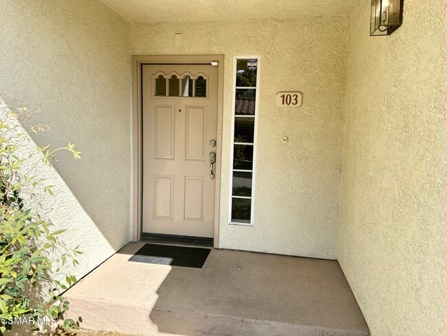 Building Photo - 672 Indian Oak Ln