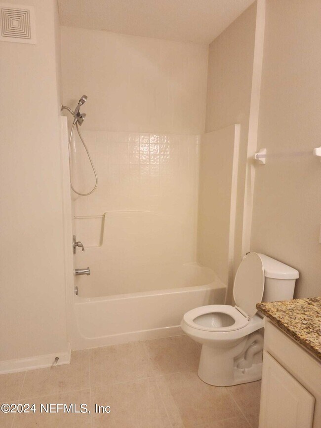 Building Photo - 7801 Point Meadows Dr