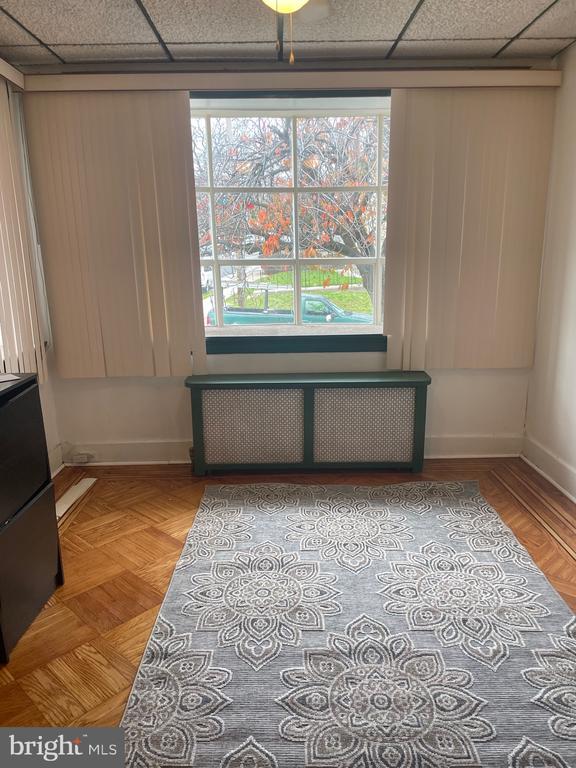 Foto principal - 5740 Wyndale Ave