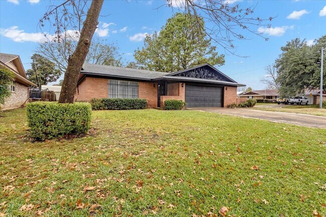 Foto del edificio - 509 Dean Dr