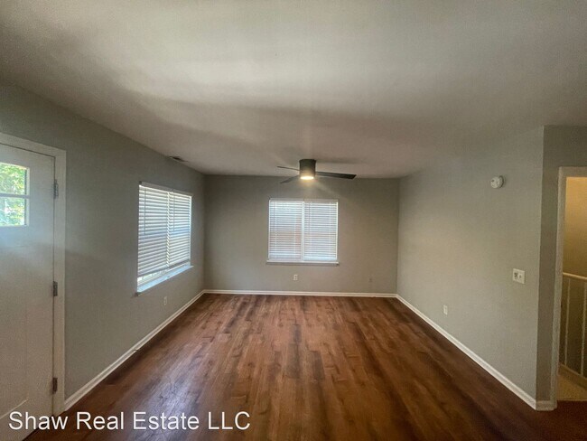 Foto del edificio - 3 br, 2 bath House - 318 Brickle Ave.