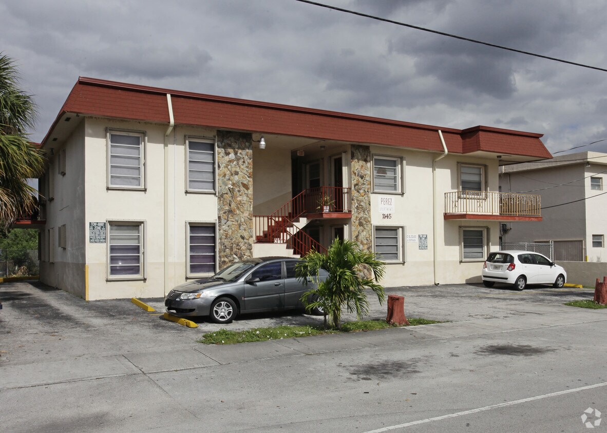 Primary Photo - Perez Apartments