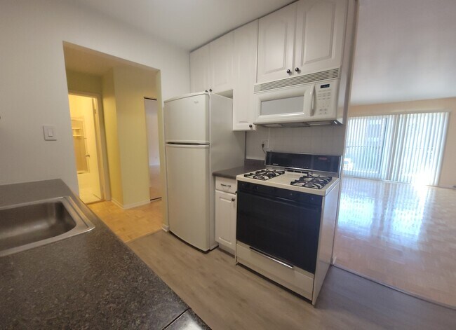 Foto del edificio - 8905 Knight Ave